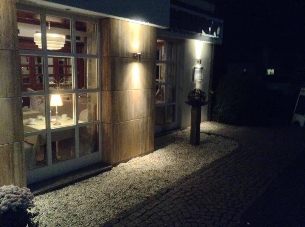 Hotel Haus Roedgen Wilnsdorf Exterior photo